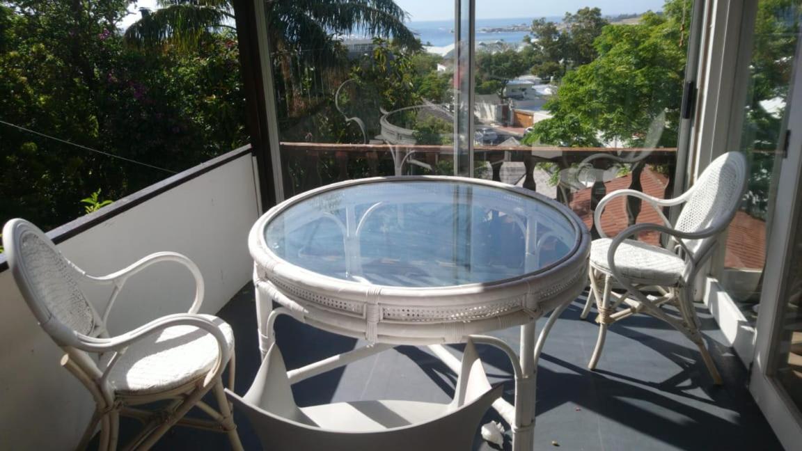 Independent Quaint Flat, Close To Beach كيب تاون المظهر الخارجي الصورة