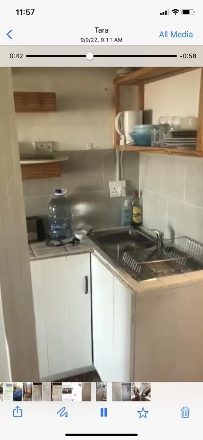 Independent Quaint Flat, Close To Beach كيب تاون المظهر الخارجي الصورة