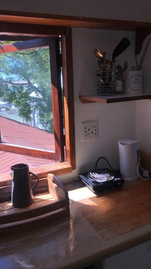 Independent Quaint Flat, Close To Beach كيب تاون المظهر الخارجي الصورة