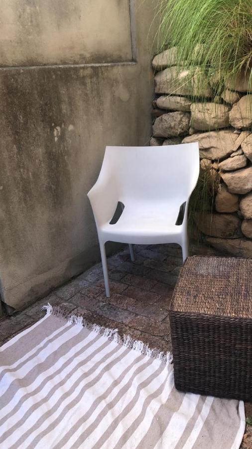 Independent Quaint Flat, Close To Beach كيب تاون المظهر الخارجي الصورة